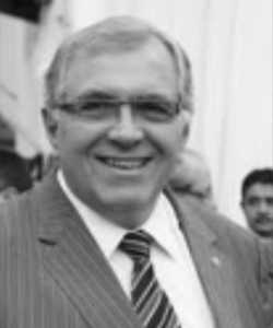 Pr. José Prado Veiga